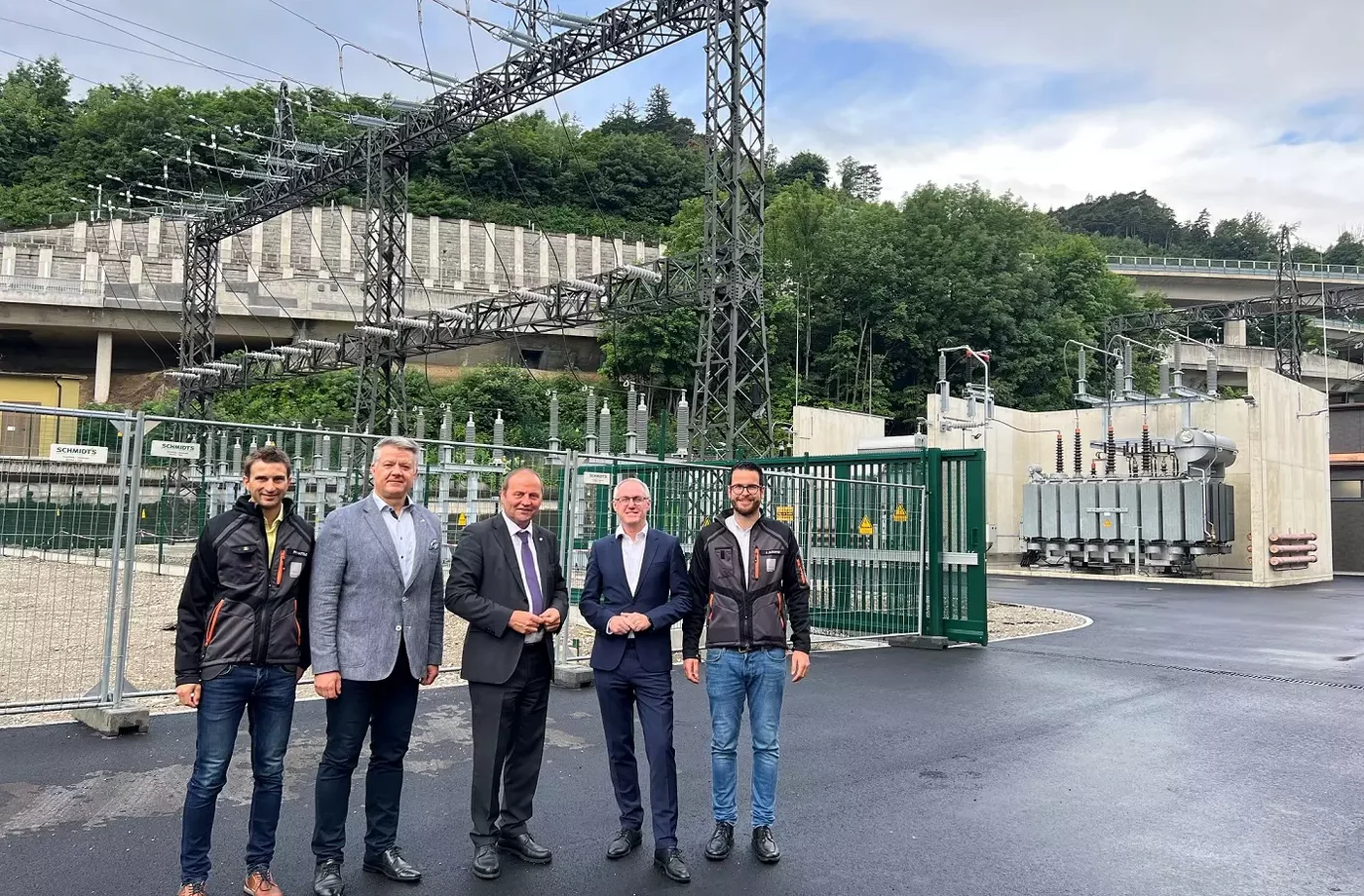 LH-Stellvertreter Josef Geisler besichtigte kürzlich gemeinsam mit den TINETZ-Geschäftsführern und dem Projektteam die neue Anlage.